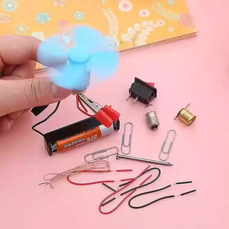 KHILONEWALA School Science Kit: Electric Circuit Kit